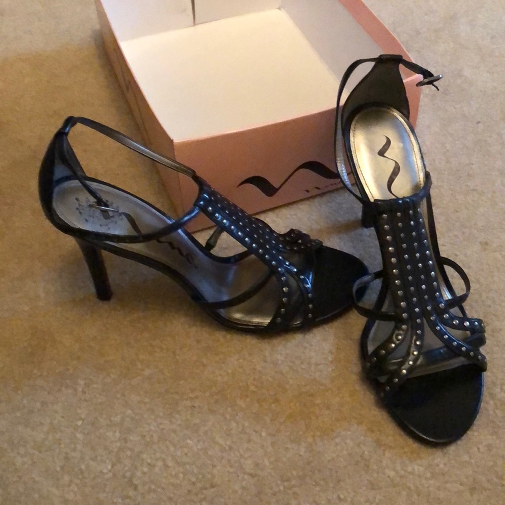 Nina black heel sandals